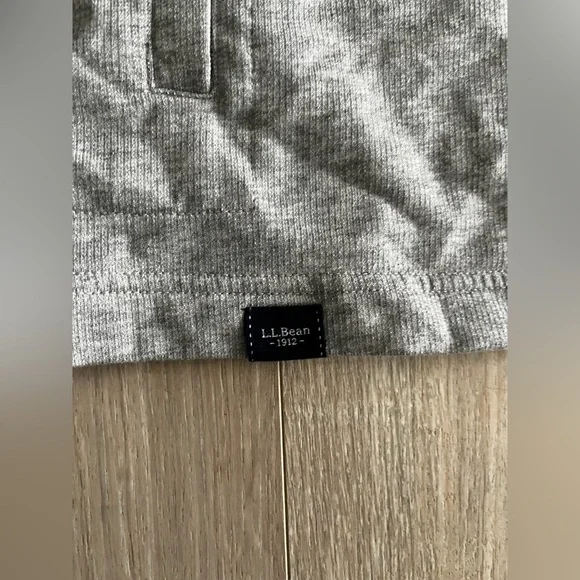 NWT L.L. Bean Women’s Sweatshirt Poncho Light Grey - Size L/XL - Picture 2 of 8